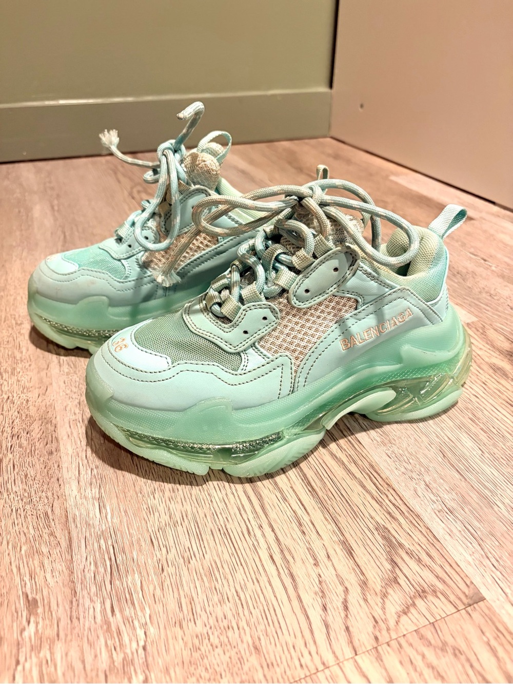 Balenciaga Triple S Clear Sole Sneakers Mint Green Women’s Size 6 EU 36